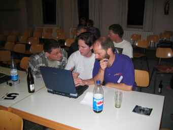 Detlef, Jorge and Joe and their laptop