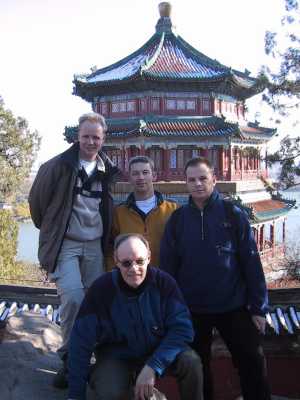 Here Sietse, Jos, Arnold and Casper pose in front of the summer palace